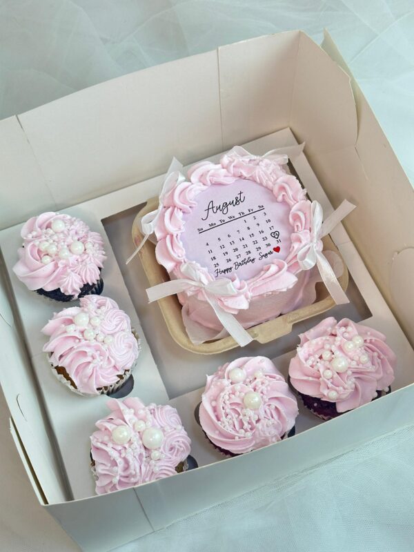 4” Bento Cake + Cupcakes